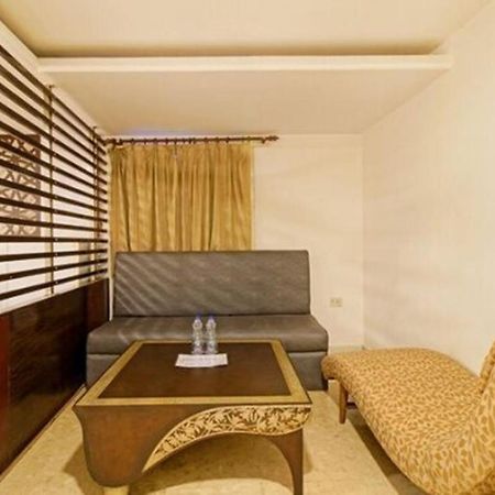 Fabhotel Oakwey Inn - Indiranagar Bangalore Eksteriør billede