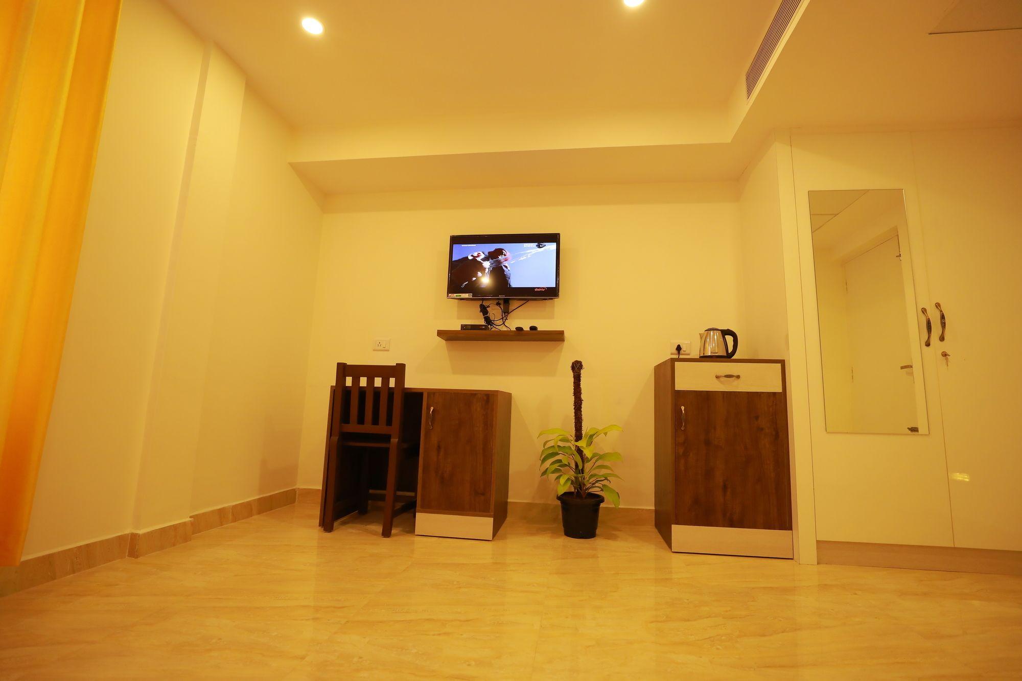 Fabhotel Oakwey Inn - Indiranagar Bangalore Eksteriør billede